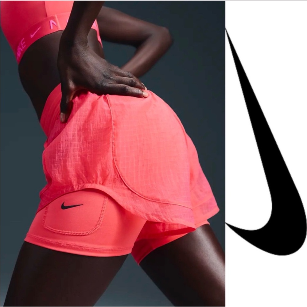 Nike Running 2 in 1 Division shorts